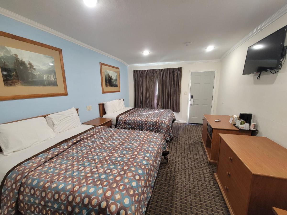 Townhouse Motel Бишоп Экстерьер фото